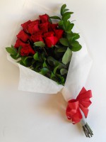 /album/amor/a6-ramo-con-12-rosas-rojas1-jpg/